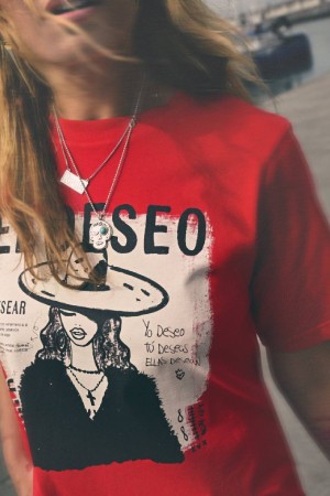 CAMISETA DESEO ROJO