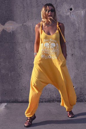 MONO AMANTES AMARILLO