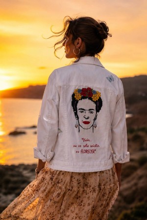 VAQUERA FRIDA VIVIR BLANCO