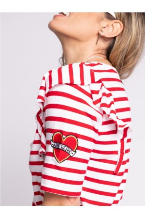 CAMISETA CORAZON BORDADO ROJO 2
